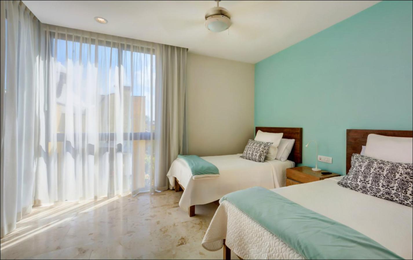 Anah Suites By Las Flores Vacation Rentals بلايا ديل كارمن المظهر الخارجي الصورة