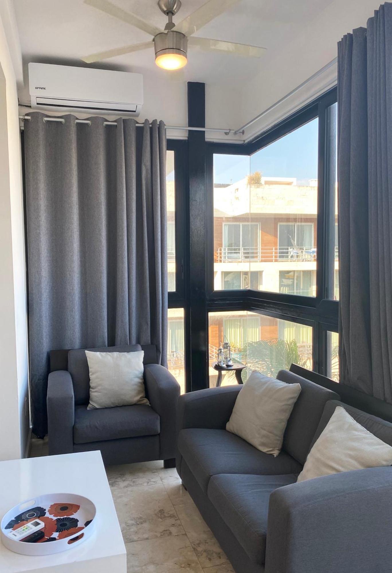 Anah Suites By Las Flores Vacation Rentals بلايا ديل كارمن الغرفة الصورة