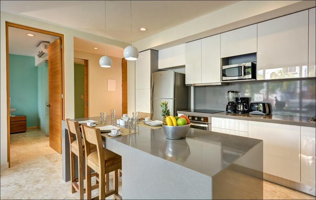 Anah Suites By Las Flores Vacation Rentals بلايا ديل كارمن المظهر الخارجي الصورة